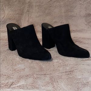 STEVE MADDEN Heeled Booties